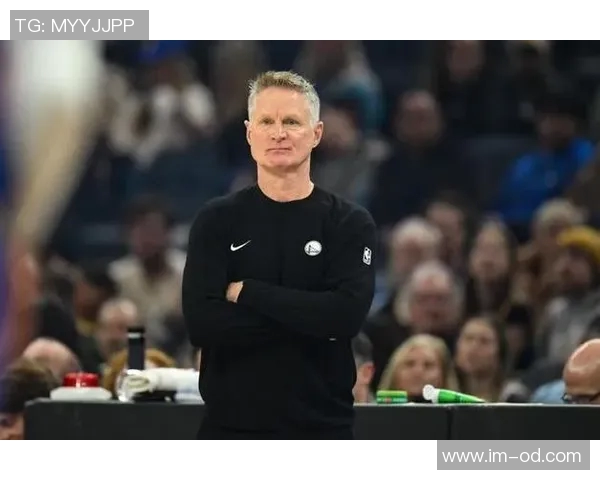 科尔确认追梦将在对阵鹈鹕的比赛中出战并无出场时间限制